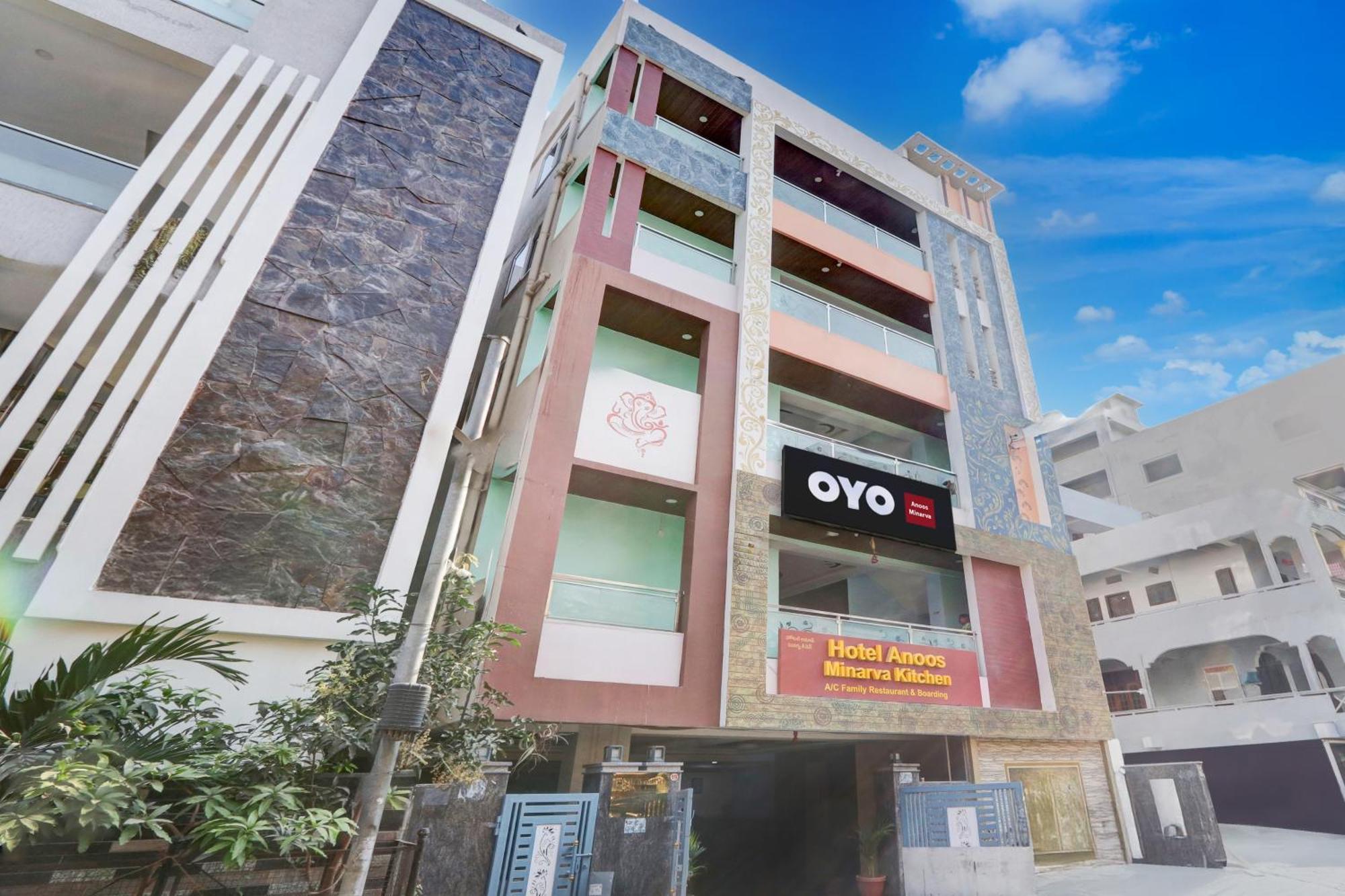 Hotel O Anoos Minarva Хидерабад Екстериор снимка
