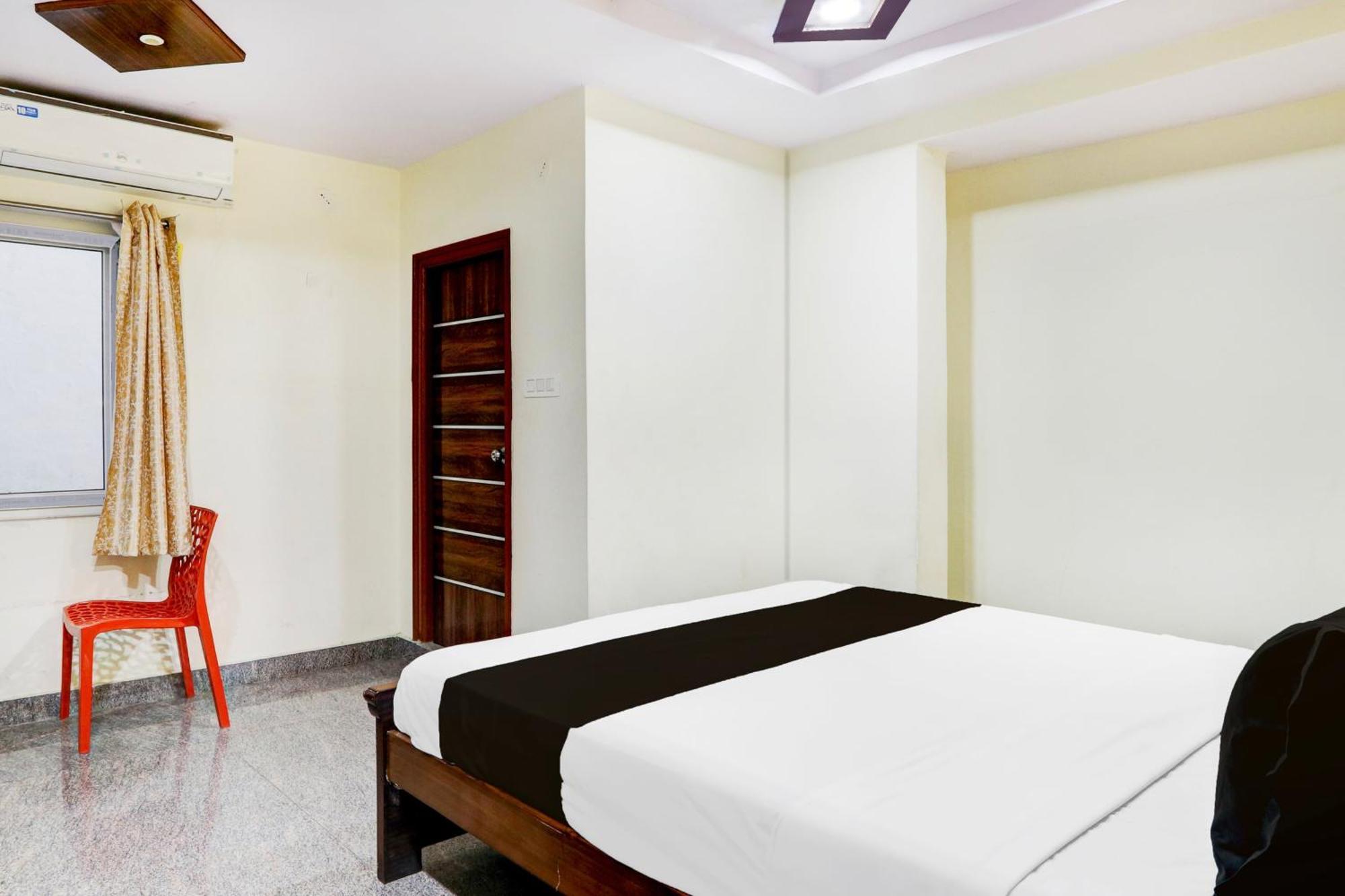 Hotel O Anoos Minarva Хидерабад Екстериор снимка